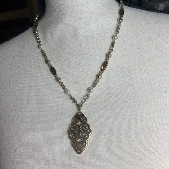 Brighton Geneva Pendant Necklace Pearl Beaded Chain Gold Tone 20” - Picture 6 of 11